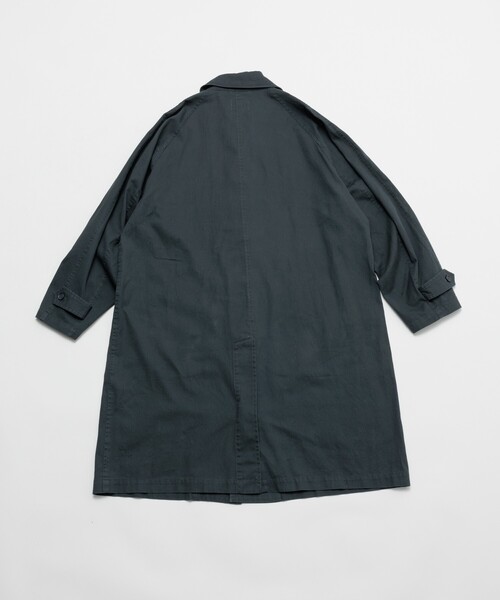 FREAK'S STORE(フリークスストア)の「フェード加工 ステンカラーコート/バルマカーンコート(ステンカラーコート・メンズ・チャコールグレー/ベージュ・LARGE/MEDIUM)」の12枚目の写真