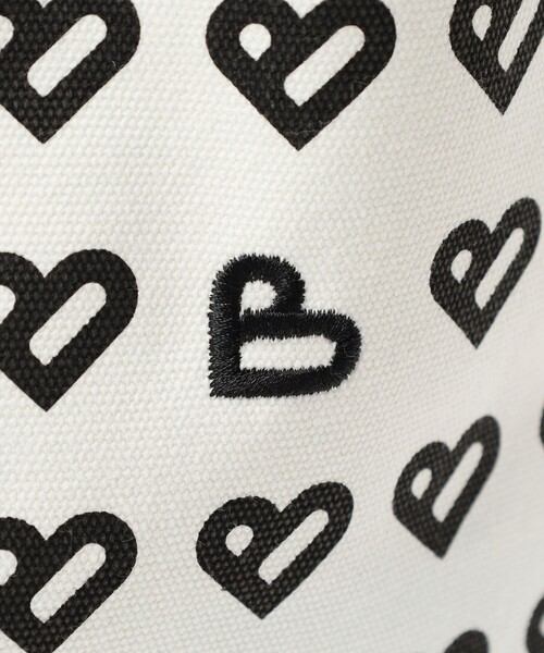 BEAMS HEART(ビームスハート)の「【A4サイズ収納可】B-HEARTロゴ キャンバス バッグ(トートバッグ・レディース・レッド/オレンジ/ブラック・ONE SIZE)」の13枚目の写真