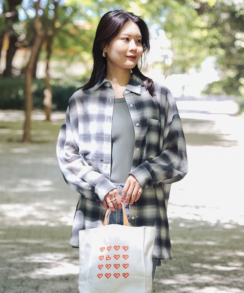 BEAMS HEART(ビームスハート)の「【A4サイズ収納可】B-HEARTロゴ キャンバス バッグ(トートバッグ・レディース・レッド/オレンジ/ブラック・ONE SIZE)」の6枚目の写真