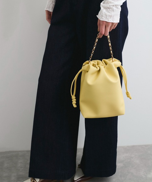 VIS（ビス）の「チェーンハンドル2WAY巾着バッグ（ハンドバッグ・レディース・ブラック/オフホワイト/イエロー系その他2・FREE）」の22枚目の写真