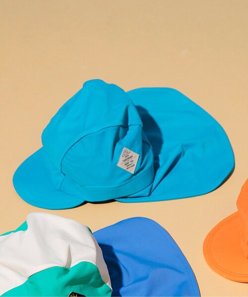BREEZE(ブリーズ)の「【UVカット】日よけ付きスイムキャップ(スイムグッズ・キッズ・ターコイズブルー/オレンジ/レインボー・50/56)」の2枚目の写真