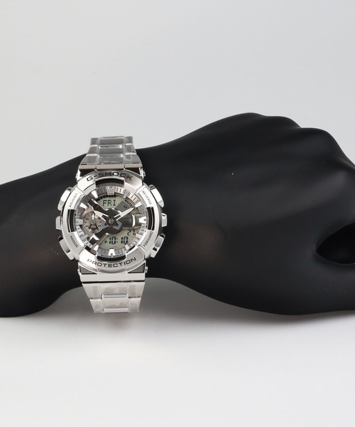 G-SHOCK(ジーショック)の「GM-110シリーズ / Metal Coveredライン / GM-110D-8AJF(アナログ腕時計・メンズ・シルバー・FREE)」の14枚目の写真
