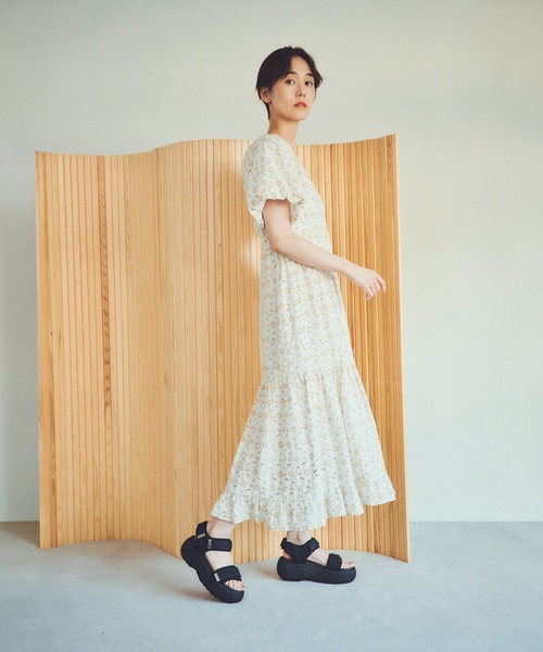 SHAKA（シャカ）の「SHAKA 厚底 サンダル CHILL VIBES EVOL CHUNKY チル バイブス エヴォル チャンキー EVOLソール（サンダル・レディース・ブラック/ナチュラル/キナリ・23/24/25/26）」の6枚目の写真