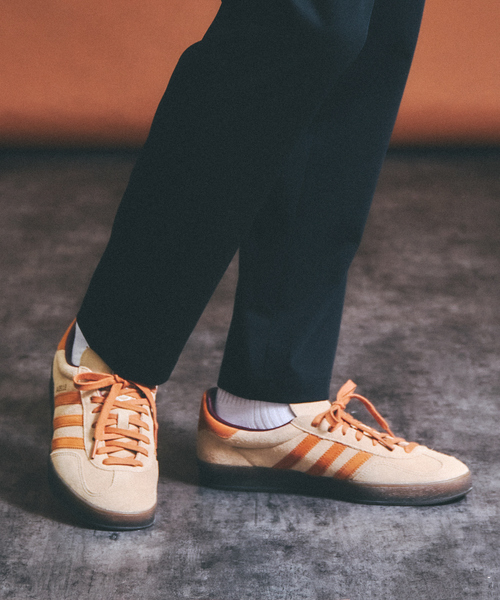 adidas(アディダス)の「【adidas / アディダス】GAZELLE INDOOR ガゼル インドア スニーカー(スニーカー・メンズ・ベージュ/グリーン/ブラック・26/27/28)」の1枚目の写真