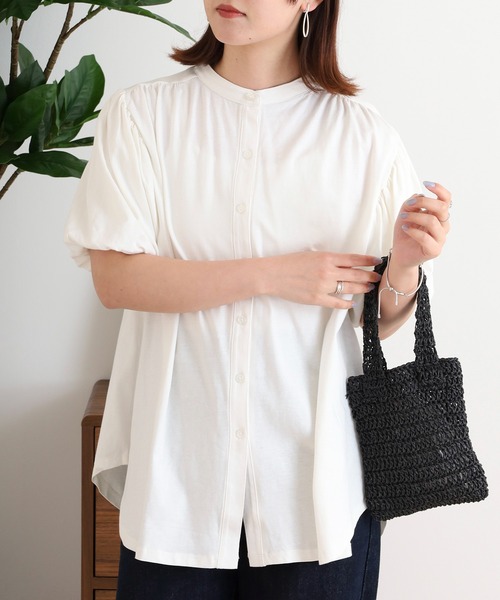 atONE(アットワン)の「ブラウス風パフスリーブカットソー(Tシャツ/カットソー・レディース・グレイッシュベージュ/オフホワイト/ミント/チャコールグレー/ブラック・M-L/4L~5L/LL~3L)」の1枚目の写真
