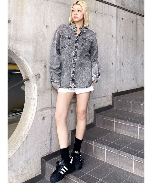 adidas Originals(アディダスオリジナルス)の「adidas originals SUPERSTAR(スニーカー・レディース・ブラック/オフホワイト・24.5/22.5/23.5)」の19枚目の写真
