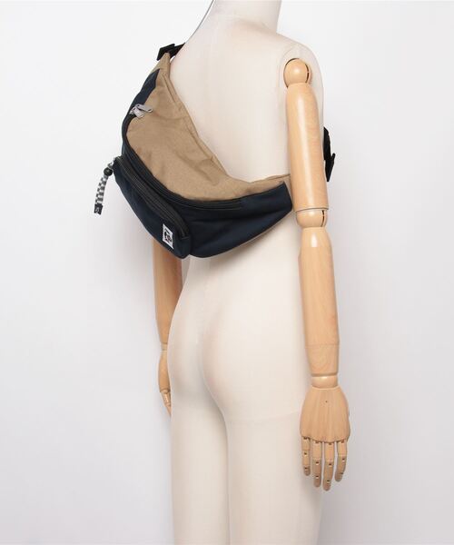 CHUMS（チャムス）の「チャムス CHUMS Fanny Pack Sweat Nylon（ボディバッグ/ウエストポーチ・メンズ・その他・ONE SIZE）」の5枚目の写真