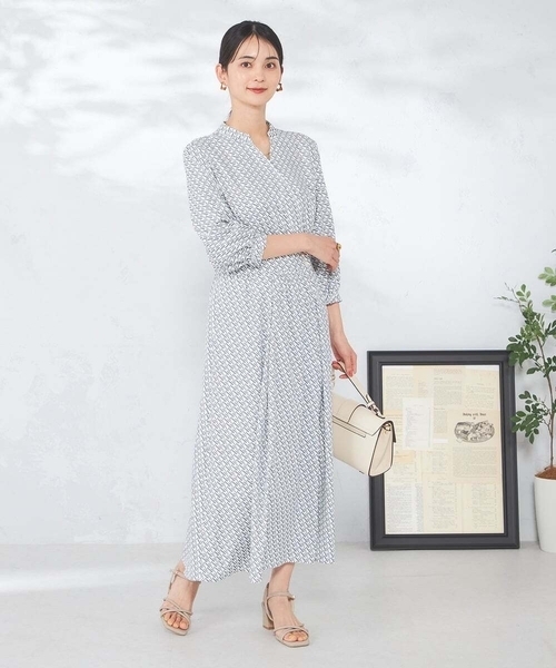 a.v.v(アーヴェヴェ)の「カシュクール柄ワンピース(ワンピース・レディース・ホワイト・38/40/34/36/42)」の14枚目の写真