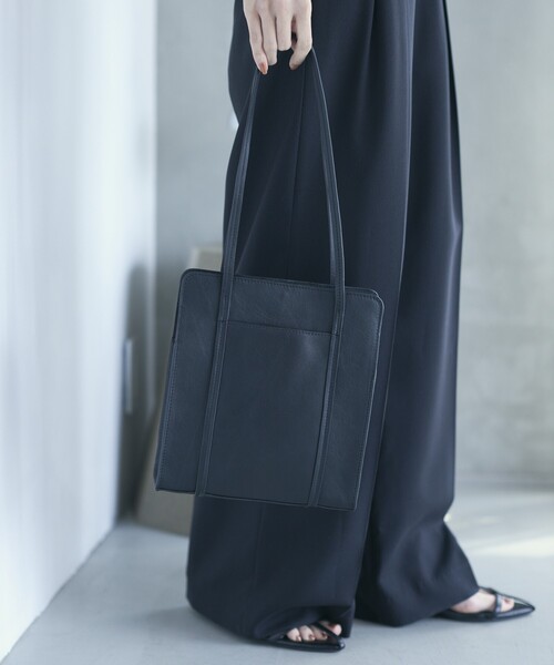 Firsthand（ファーストハンド）の「Firsthand/ファーストハンド レザースクエアトートバッグ / 牛革 / 撥水レザー（トートバッグ・レディース・ブラウン/ブラック・ONE SIZE）」の10枚目の写真