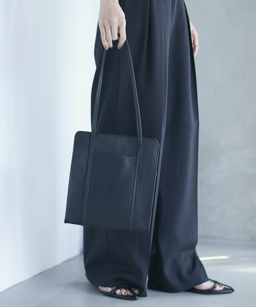 Firsthand（ファーストハンド）の「Firsthand/ファーストハンド レザースクエアトートバッグ / 牛革 / 撥水レザー（トートバッグ・レディース・ブラウン/ブラック・ONE SIZE）」の11枚目の写真