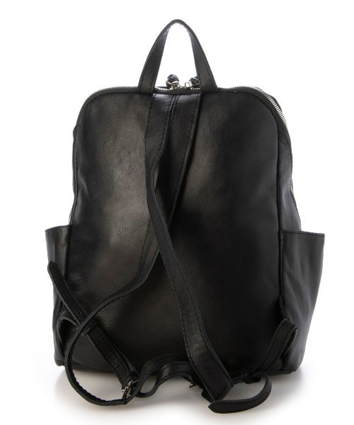 perche（ペルケ）の「ペルケ perche / ダブルジッパー牛革バックパック（バックパック/リュック・レディース・キャメル/ブラック/シルバー・FREE）」の17枚目の写真