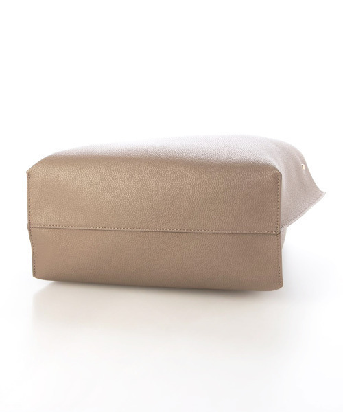 cache cache（カシュ カシュ）の「カシュカシュ cachecache / A4セパレートパーテーショントート（トートバッグ・レディース・ブラック/ベージュ系その他2/シルバー・FREE）」の9枚目の写真