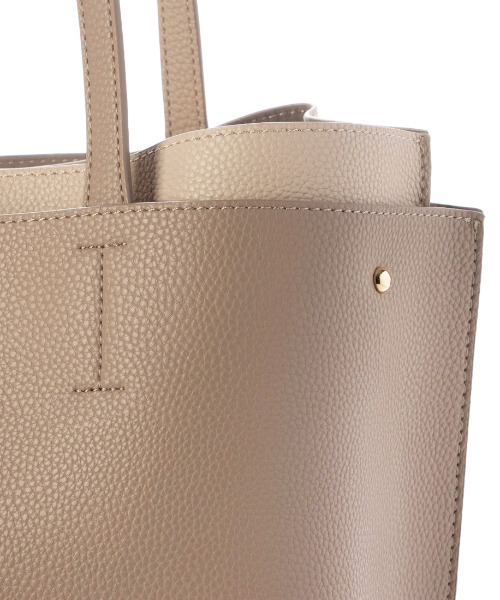 cache cache（カシュ カシュ）の「カシュカシュ cachecache / A4セパレートパーテーショントート（トートバッグ・レディース・ブラック/ベージュ系その他2/シルバー・FREE）」の12枚目の写真