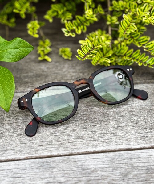 IZIPIZI(イジピジ)の「【IZIPIZI/イジピジ】SUN#C Retro square(サングラス・メンズ・ダークブラウン/ブラック系その他/ブラック/ブラウン系その他2/ベージュ系その他/イエロー/ブラウン系その他・FREE)」の22枚目の写真