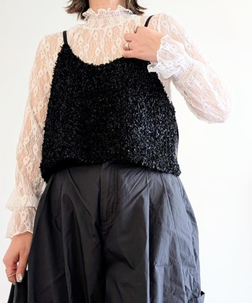 Belle Cie(ベルシー)の「シアートップス|レースで仕込む大人のときめき レーストップス 長袖 透け感 ブラウス(Tシャツ/カットソー・レディース・アイボリー/ブラック/ホワイト・L/XL/M)」の14枚目の写真