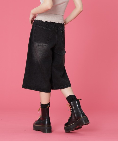 SIS(エスアイエス)の「SIS/エスアイエス/クロスデニムショーツ(その他パンツ・レディース・ブルー/ブラック・LARGE/MEDIUM)」の6枚目の写真