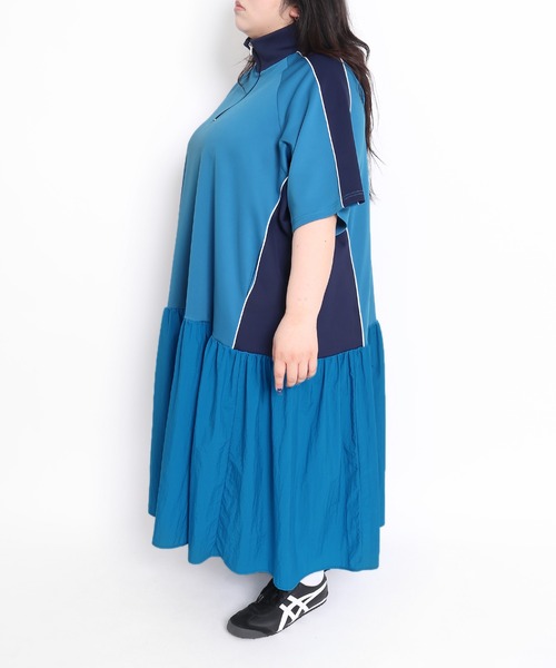 PUNYUS(プニュズ)の「配色切り替えジャージワンピース(ワンピース・レディース・グレー/ブルー・1/2/3/4)」の19枚目の写真