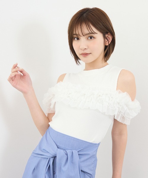 REDYAZEL(レディアゼル)の「チュールフリルラインカットソー(キャミソール・レディース・ホワイト/ボルドー/ブラック/ミント・FREE)」の2枚目の写真