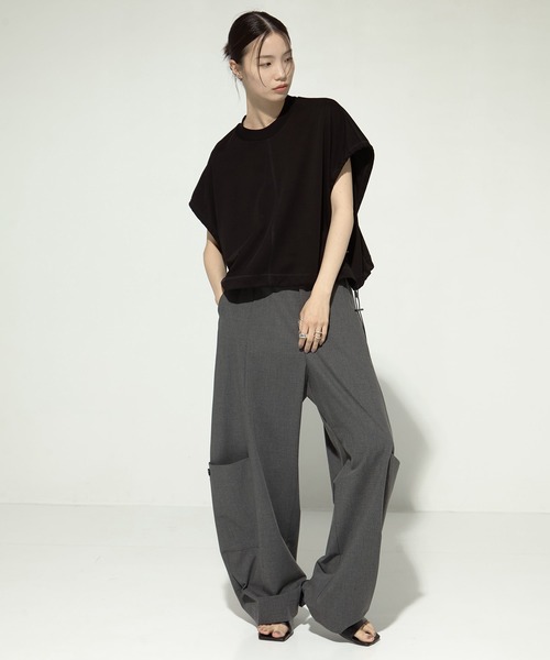 UJOH(ウジョー)の「【UJOH/ウジョー】《STUDIOUS別注》Drawcord Short T/ドローコードショートTシャツ(Tシャツ/カットソー・レディース・ホワイト/ブラック・2)」の21枚目の写真