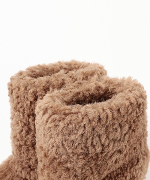 NEBULONI E（ネブローニ）の「NEBULONI E. / ボア ショートブーツ（ブーツ・レディース・ベージュ・38/37/36）」の4枚目の写真