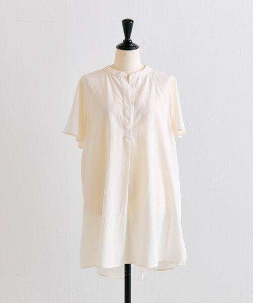 ear PAPILLONNER(イアパピヨネ)の「ケープブラウス【SUM1 STYLE(スミスタイル)】(シャツ/ブラウス・レディース・カーキ/ホワイト・FREE)」の15枚目の写真