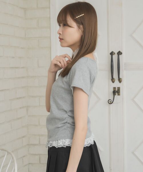 ems excite(エムズエキサイト)の「裾フリルドッキングTEE(Tシャツ/カットソー・レディース・ダークグレー/ダークブルー/オフホワイト・FREE)」の12枚目の写真
