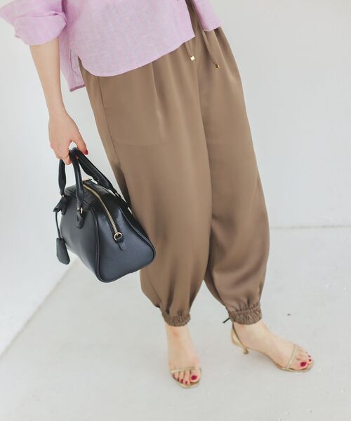 le.coeur blanc（ルクールブラン）の「フェイクレザーボストンBAG（ボストンバッグ・レディース・ベージュ/ブルー/ブラック・FREE）」の17枚目の写真