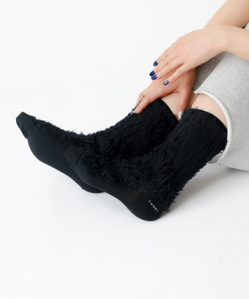 YUQRI（ユクリ）の「【YUQRI/ユクリ】Faux fur/靴下/ファー/もこもこ/ギフト【WEB限定】（ソックス/靴下・レディース・ブラック/ブラウン/ホワイト・フリー）」の3枚目の写真