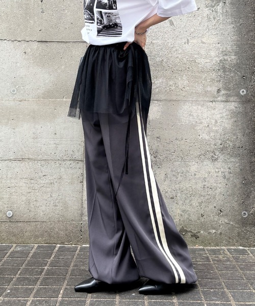 ISOOK（アイスー）の「【ISOOK / アイスー】サイドラインワイドスラックス / ラインパンツ ワイドパンツ ハイウエスト ドローコード ドロスト 黒 グレー ベージュ ZOZOTOWN限定（スラックス・レディース・ブラック/グレー/ベージュ・FREE）」の7枚目の写真