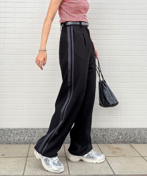 ISOOK（アイスー）の「【ISOOK / アイスー】サイドラインワイドスラックス / ラインパンツ ワイドパンツ ハイウエスト ドローコード ドロスト 黒 グレー ベージュ ZOZOTOWN限定（スラックス・レディース・ブラック/グレー/ベージュ・FREE）」の18枚目の写真