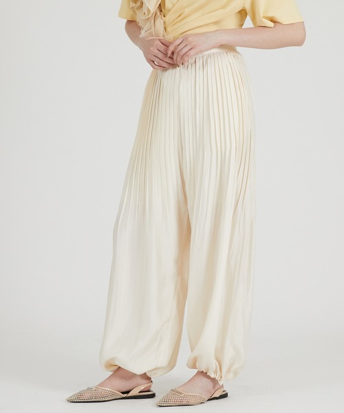 PRANK PROJECT(プランクプロジェクト)の「プリテッドバルーンパンツ / Pleated Balloon Pants(その他パンツ・レディース・ブラック/ホワイト/イエロー・38/36)」の11枚目の写真