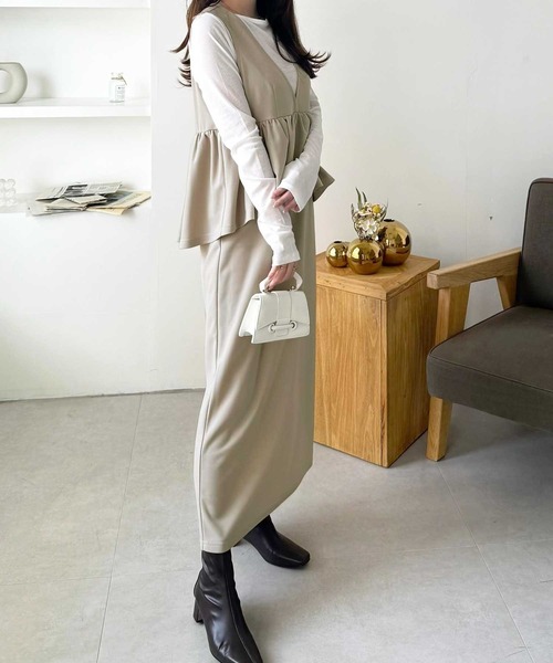 GeeRA（ジーラ）の「楽ちん！ペプラムジャンパースカート（ジャンパースカート・レディース・ベージュ/チャコール/ブラック・MEDIUM/LARGE/X-LARGE）」の20枚目の写真