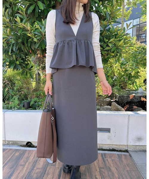 GeeRA（ジーラ）の「楽ちん！ペプラムジャンパースカート（ジャンパー