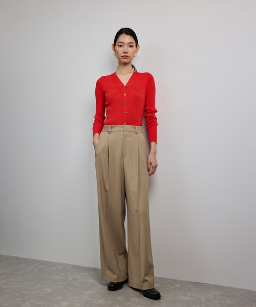 ROPE'（ロペ）の「ワンタックストレートワイドパンツ【REGGIANI（レッジアーニ）】（その他パンツ・レディース・ベージュ/ブラック・36/38/40）」の17枚目の写真