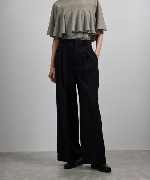 ROPE'（ロペ）の「ワンタックストレートワイドパンツ【REGGIANI（レッジアーニ）】（その他パンツ・レディース・ベージュ/ブラック・36/38/40）」の21枚目の写真