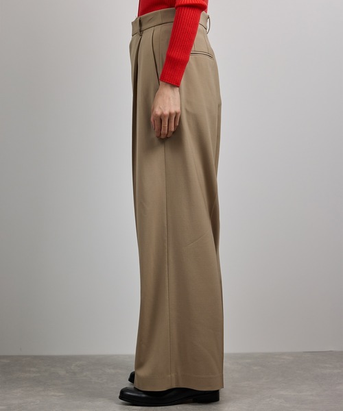 ROPE'（ロペ）の「ワンタックストレートワイドパンツ【REGGIANI（レッジアーニ）】（その他パンツ・レディース・ベージュ/ブラック・36/38/40）」の14枚目の写真