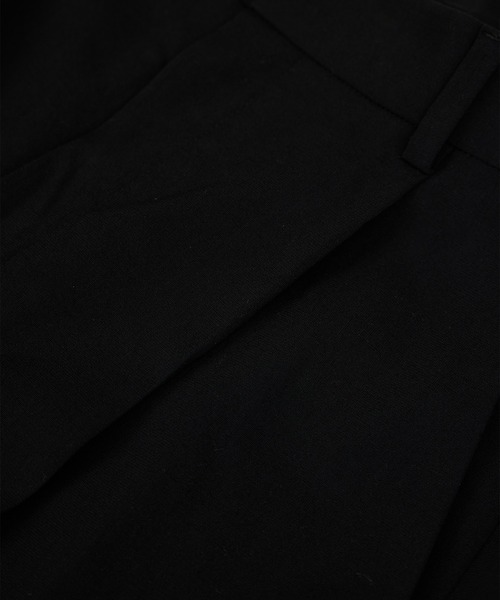 ROPE'（ロペ）の「ワンタックストレートワイドパンツ【REGGIANI（レッジアーニ）】（その他パンツ・レディース・ベージュ/ブラック・36/38/40）」の9枚目の写真