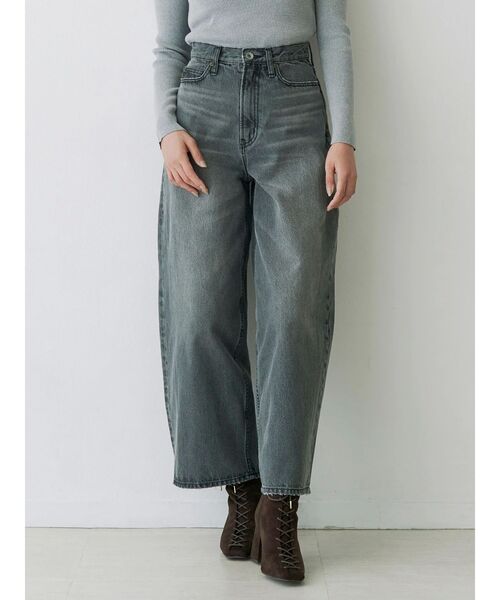 MERCURYDUO(マーキュリーデュオ)の「カーヴィシルエットパンツ(その他パンツ・レディース・ブルー/グレー・SMALL/MEDIUM)」の2枚目の写真
