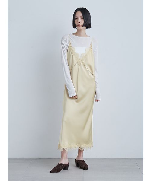 MIESROHE（ミースロエ）の「クルーネックテレコ長袖トップス（Tシャツ/カットソー・レディース・クリーム/レッド/ホワイト・F）」の18枚目の写真