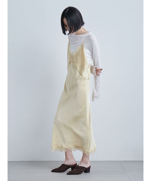 MIESROHE（ミースロエ）の「クルーネックテレコ長袖トップス（Tシャツ/カットソー・レディース・クリーム/レッド/ホワイト・F）」の21枚目の写真