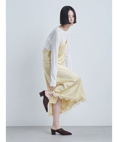 MIESROHE（ミースロエ）の「クルーネックテレコ長袖トップス（Tシャツ/カットソー・レディース・クリーム/レッド/ホワイト・F）」の22枚目の写真