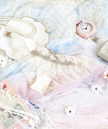 Risa Magli（リサマリ）の「ホリー フレアショーツ（ショーツ）」