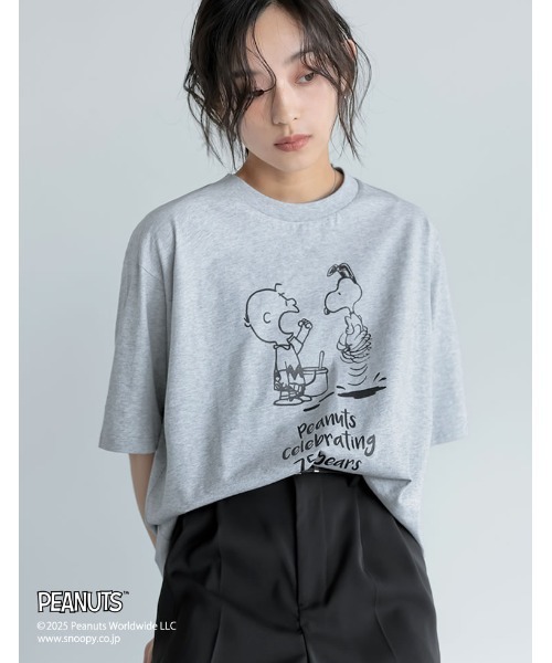 PEANUTS（ピーナッツ）の「[PEANUTS][別注][ユニセックス]オーバーサイズTシャツ（Tシャツ/カットソー・レディース・ベージュ/ホワイト/チャコールグレー/グレー・MEDIUM/LARGE）」の22枚目の写真