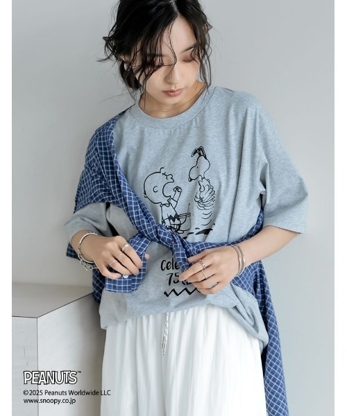PEANUTS（ピーナッツ）の「[PEANUTS][別注][ユニセックス]オーバーサイズTシャツ（Tシャツ/カットソー・レディース・ベージュ/ホワイト/チャコールグレー/グレー・MEDIUM/LARGE）」の7枚目の写真