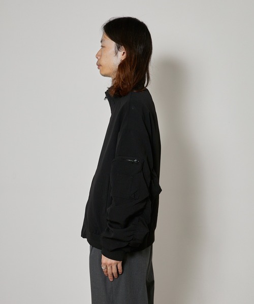 Theater code(シアターコード)の「MA-1 Style Short-Length Zip-Up Blouson/MA-1型 ショート丈ジップアップブルゾン 秋 秋服メンズ 2026年秋冬 冬服(ブルゾン・メンズ・ブラック/グレー・L/M)」の3枚目の写真