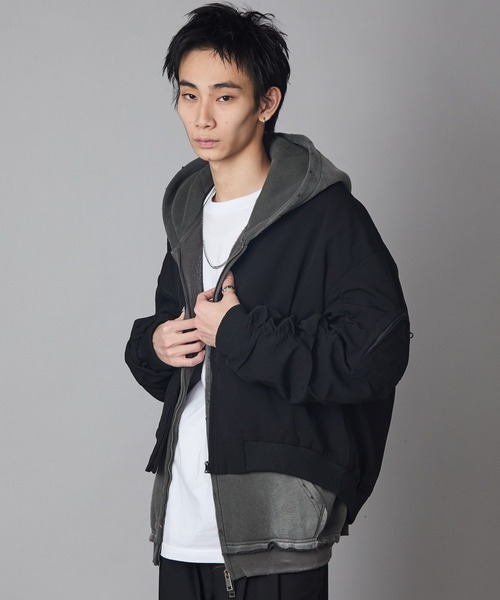 Theater code(シアターコード)の「MA-1 Style Short-Length Zip-Up Blouson/MA-1型 ショート丈ジップアップブルゾン 秋 秋服メンズ 2026年秋冬 冬服(ブルゾン・メンズ・ブラック/グレー・L/M)」の11枚目の写真