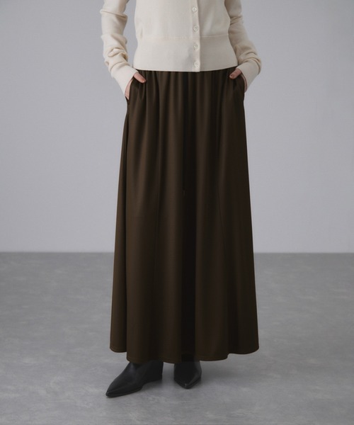 ADAM ET ROPE'（アダムエロペ）の「エンボスギャザースカート（スカート・レディース・ブラック/ブラウン系その他/キナリ・38/36）」の18枚目の写真