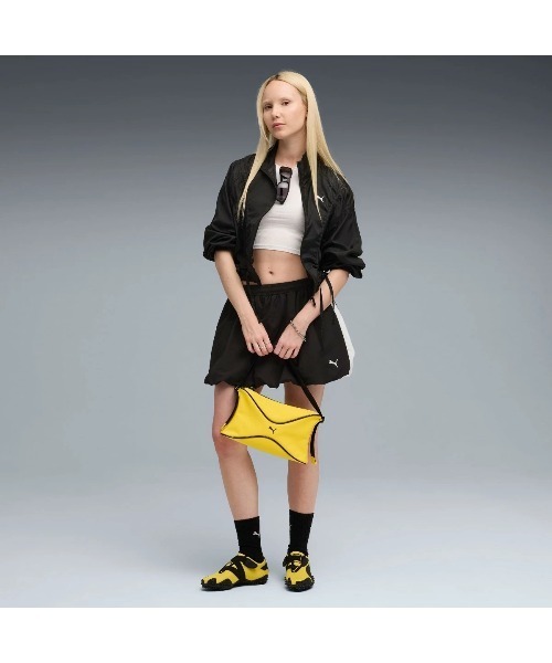 PUMA(プーマ)の「PUMA DARE TO OVERSIZED WOVEN JACKET(プーマ DARE TO オーバーサイズド ウーブン ジャケット)(ブルゾン・レディース・ブラック系/オリーブ系・MEDIUM/SMALL/LARGE)」の8枚目の写真