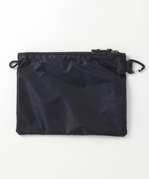 GORDON MILLER(ゴードンミラー)の「GORDON MILLER コーデュラリップ フラットケースL(トラベルグッズ・メンズ・ブラック/ネイビー・ONE SIZE)」の16枚目の写真
