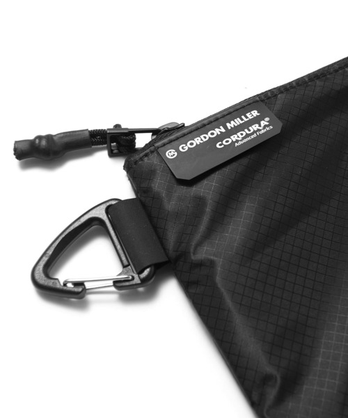 GORDON MILLER(ゴードンミラー)の「GORDON MILLER コーデュラリップ フラットケースL(トラベルグッズ・メンズ・ブラック/ネイビー・ONE SIZE)」の15枚目の写真